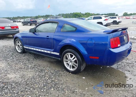 2005 Ford Mustang V6 Deluxe/V6 Premium из США, поврежденный, VIN 1ZVFT80N555143979